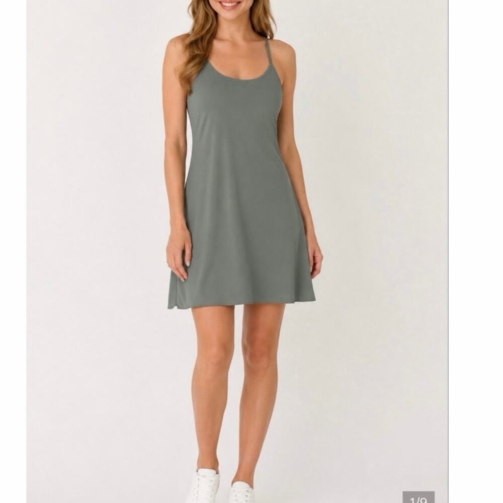 NWT OUTDOOR VOICES The Exercise Dress Lined With Pockets Agave Sz XS